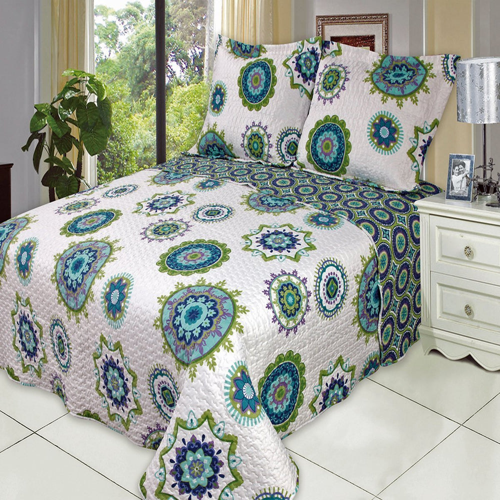 GoLinens Julia Fashion Floral Design Quilt Set Oversized Lightweight Mini Sets - Picture 3 of 3